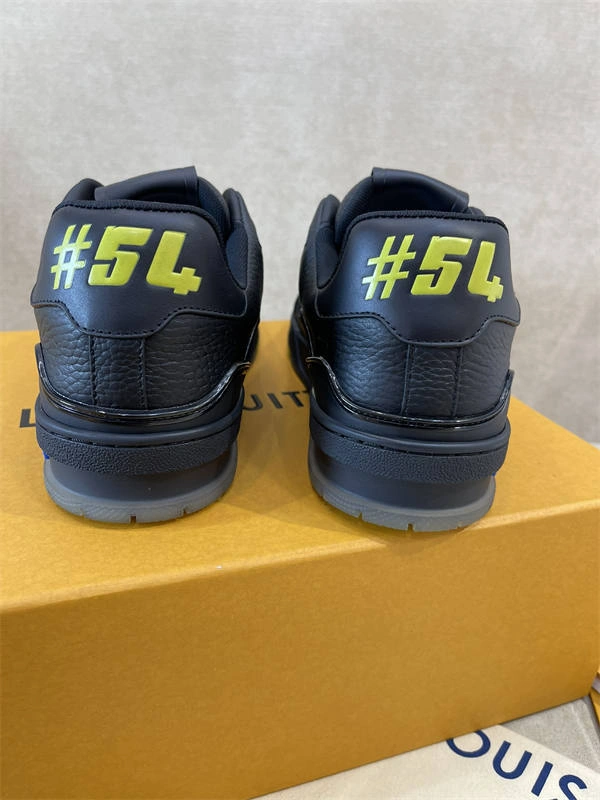 Sleek LV 1855