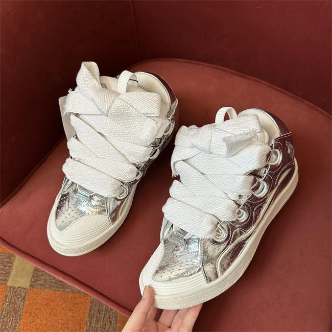 Functional Lanvon Curb Sneaker 810
