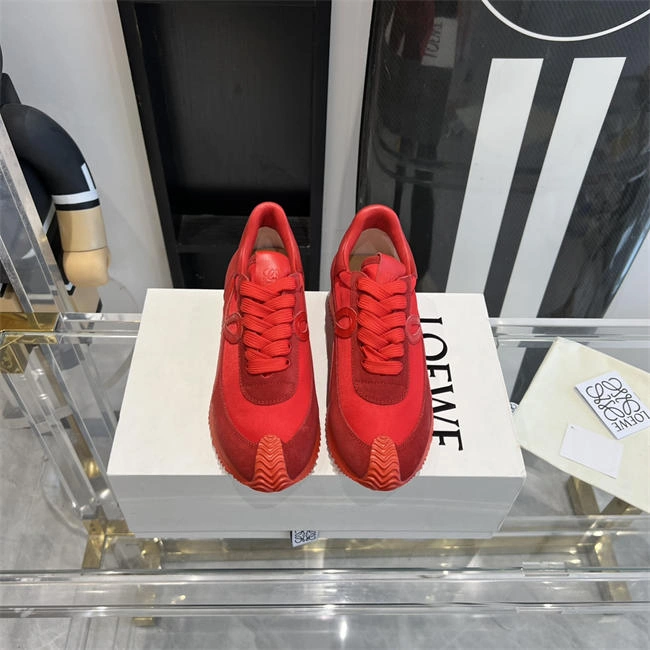 Vibrant Loewe Sneaker 2478