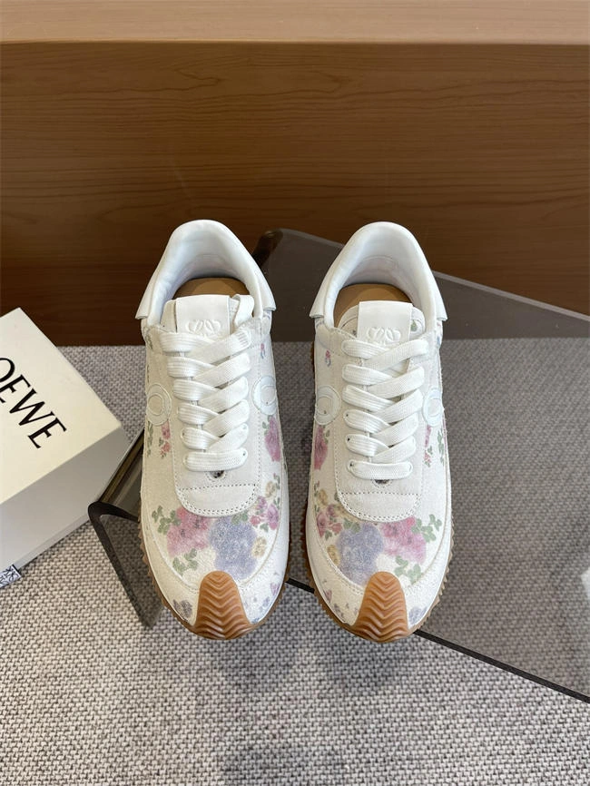 BestValue Loewe Sneaker 2465