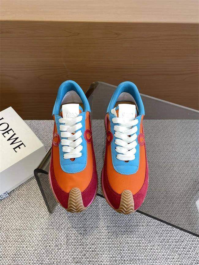 Compact Loewe Sneaker 2464