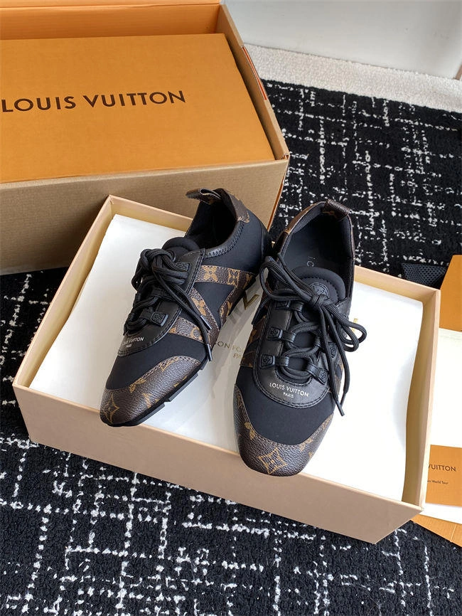Louis Vuitton WeatherProof 1662