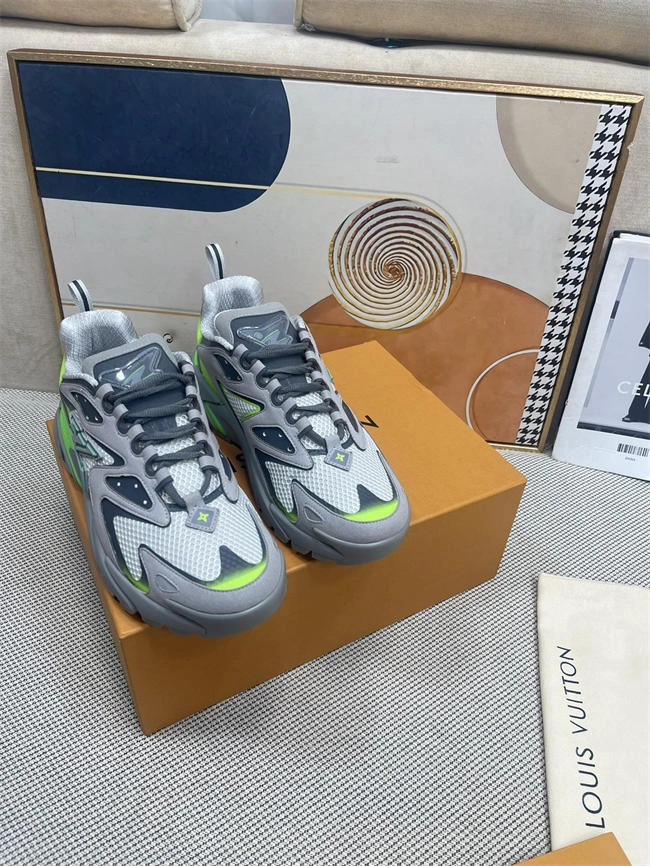 Lv Trainer Sneaker Contemporary 2132
