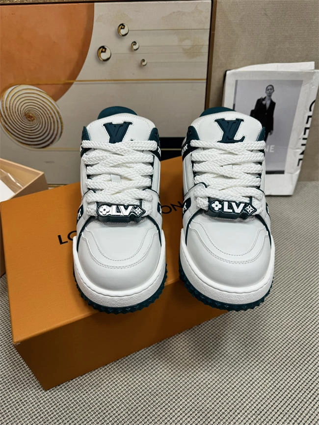 Neat Lv Trainer Sneaker 2016