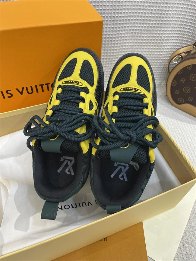 FlexibleFit Lv Trainer Sneaker 2056