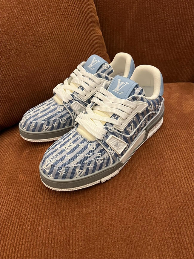 Colorful Lv Trainer Sneaker 2078