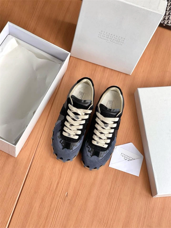 bold ma*s*n martin Ma*i*la sneaker 2998