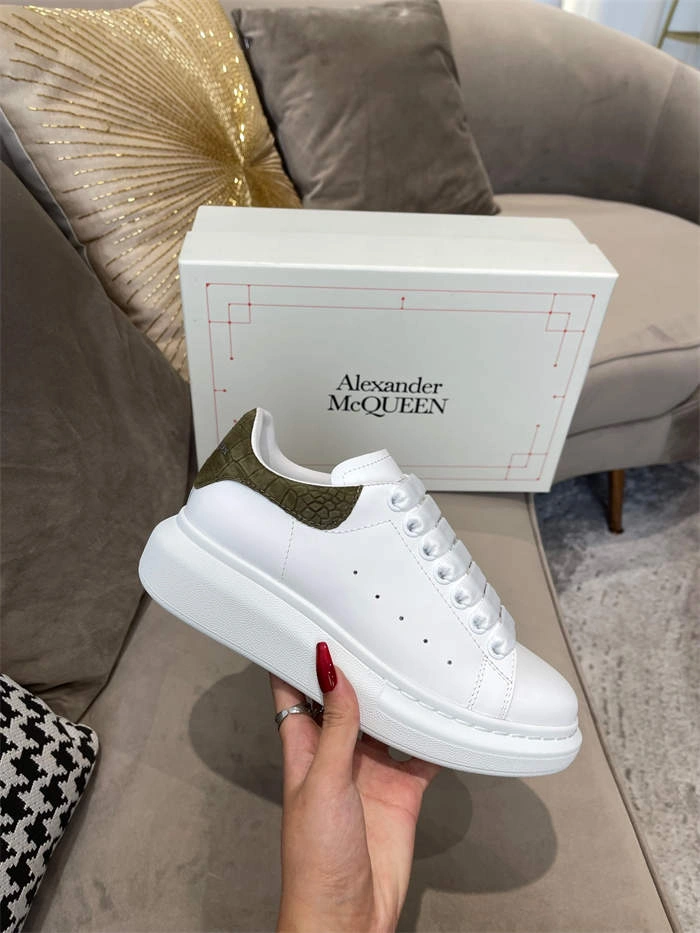 Cozy Mc Queen 2531