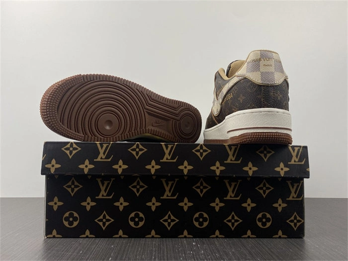TechFriendly Nike Air Force 1 LV Low 8A8PYL- 5156