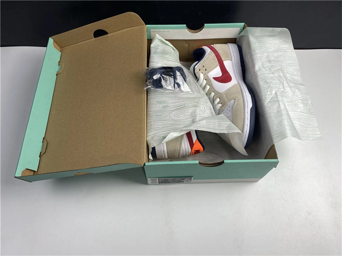StreetReady Nike SB Dunk Low Crimson 304292- 4943