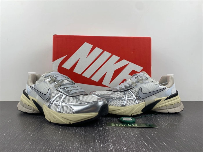 Nike V2K Run Summit White Metallic Silver FD0736- Affordable 5301