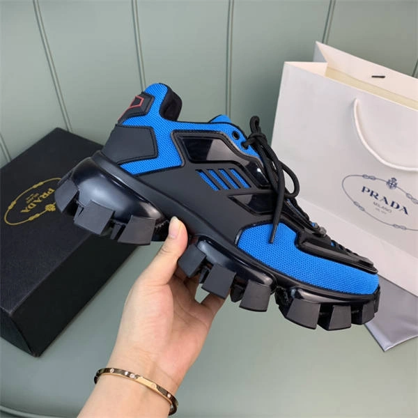 PRADA Comfortable 3235