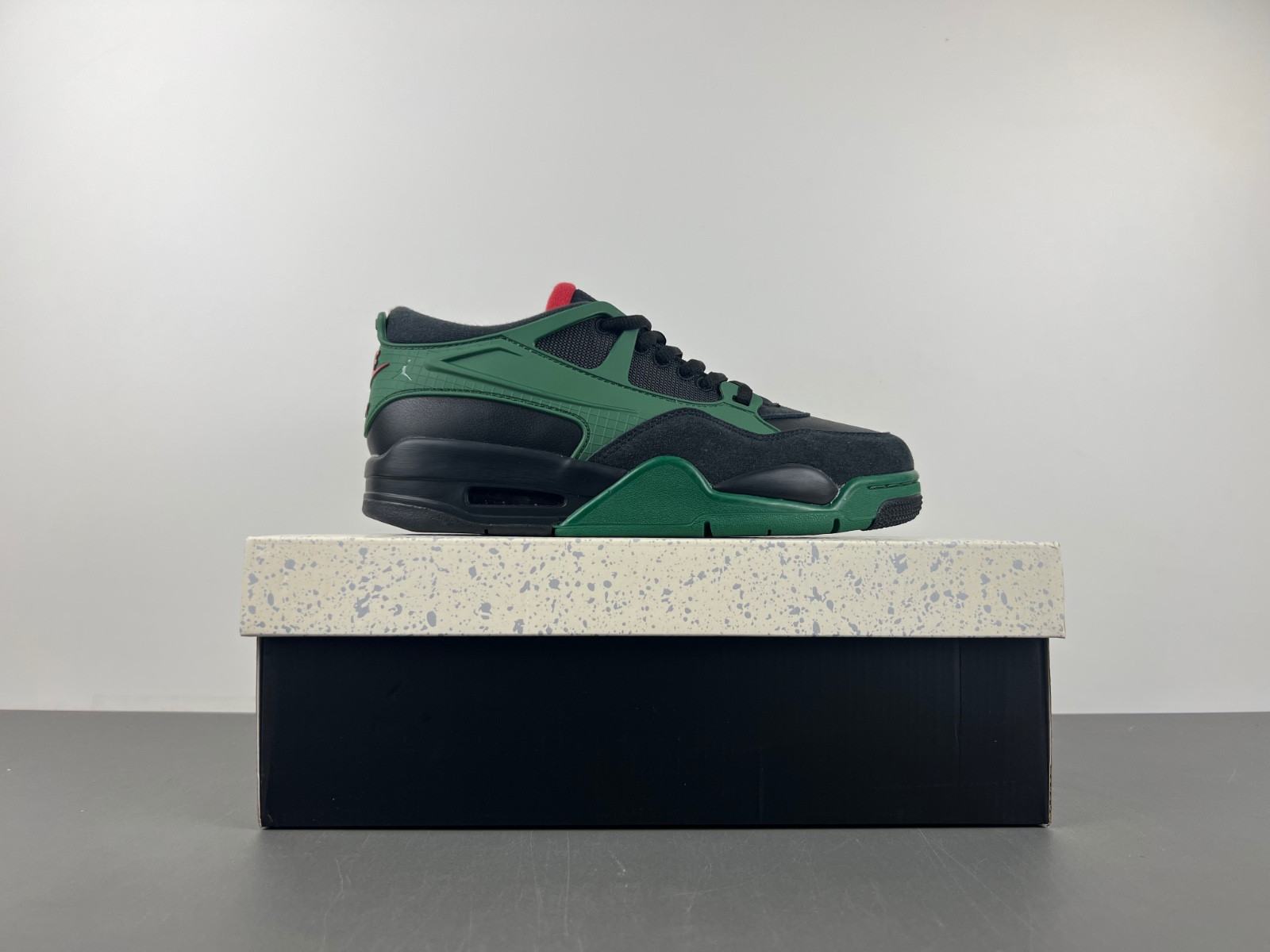 Air Jordan 4 RM "Gorge Green" FQ7939-003
