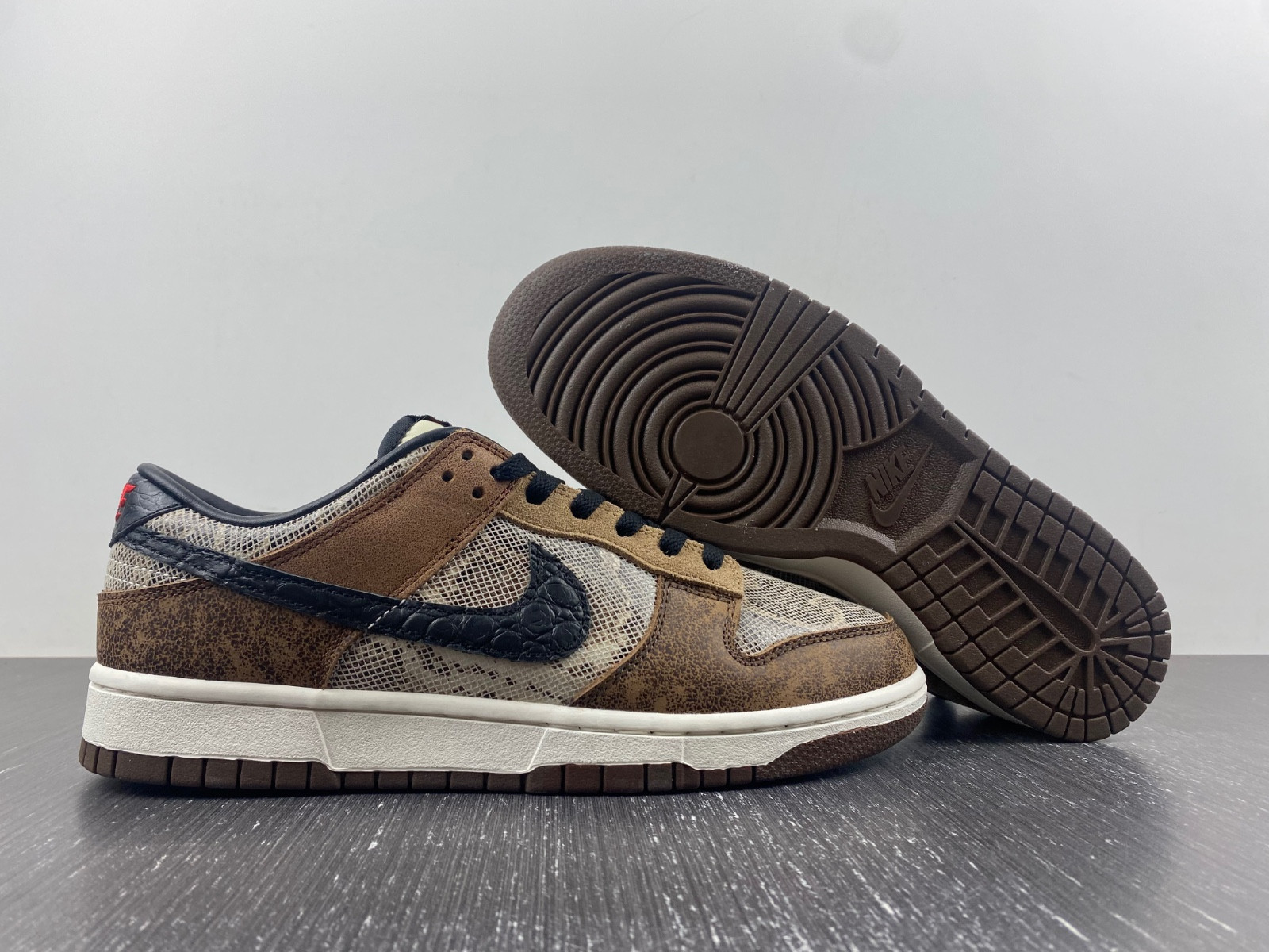 nike dunk low preM1vm co.jp brown snakeskin fj5434-120