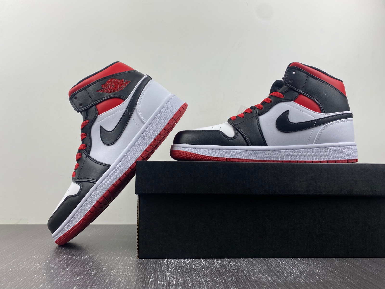 Air Jordan 1 Mid White Gym Red Black DQ8426-106