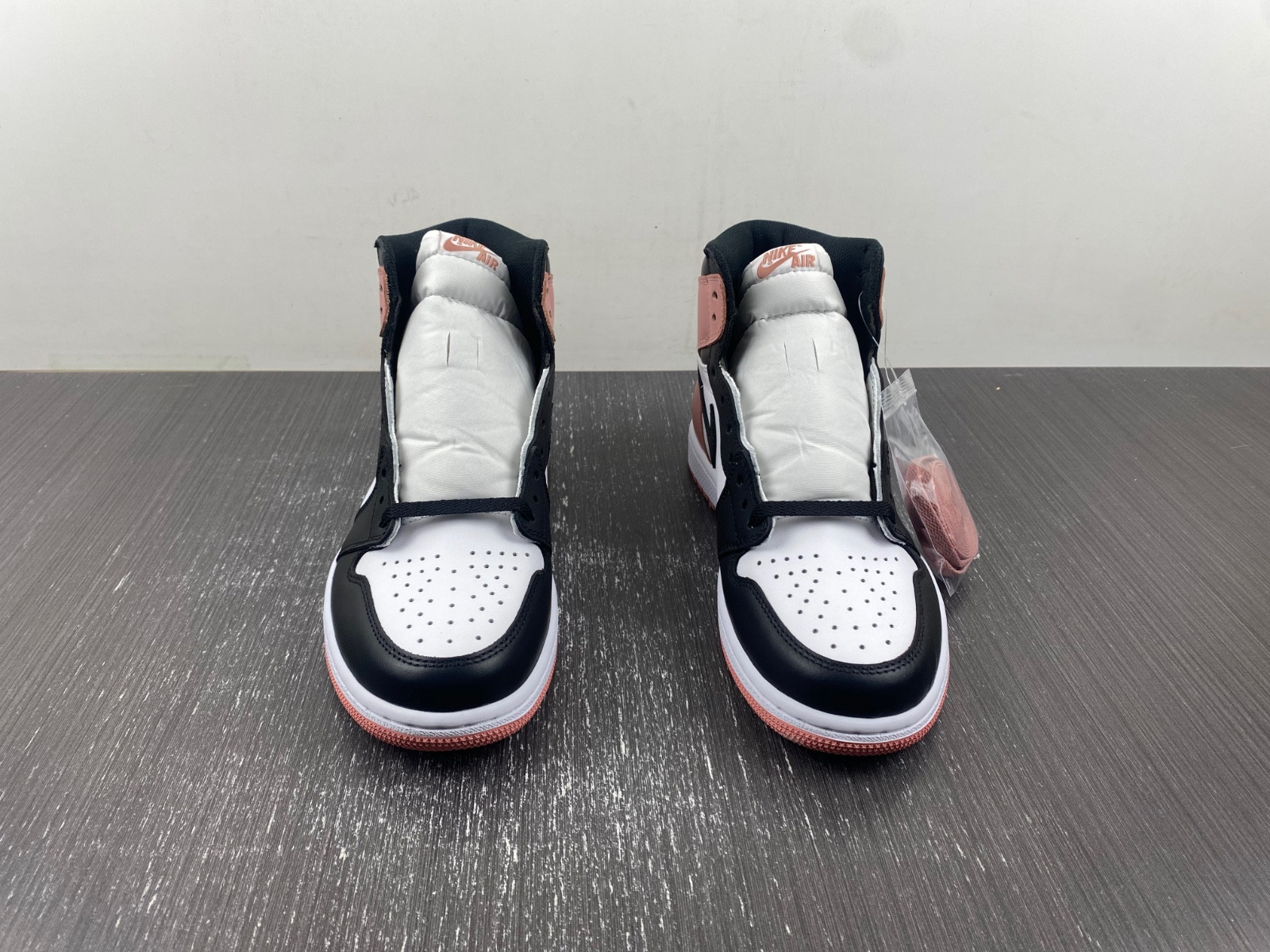 Air Jordan 1 Retro High NRG 