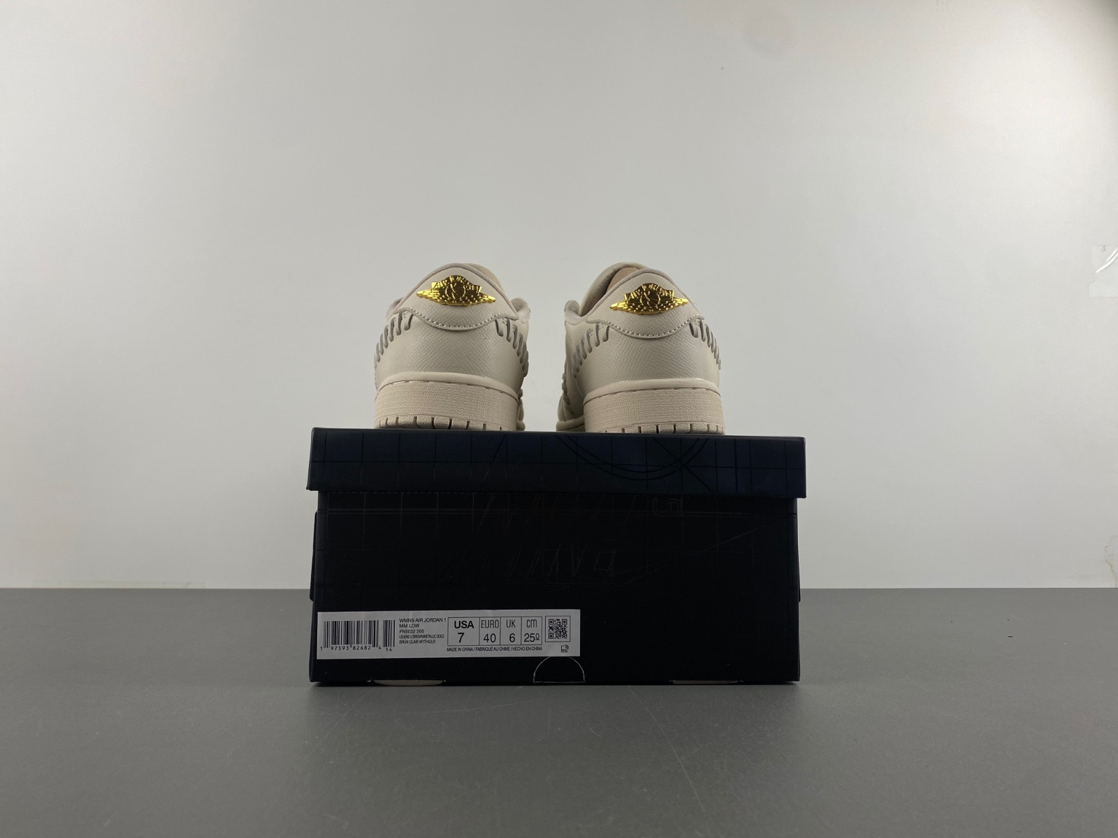 AIR JORDAN 1 LOW METHOD OF MAKE “LEGEND LIGHT BROWN” FN5032-200