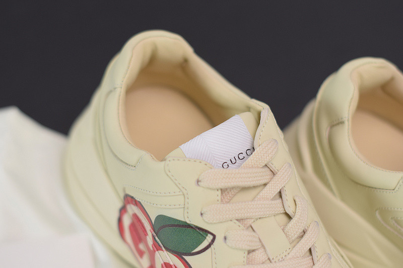 G*u*i rhyton sneaker