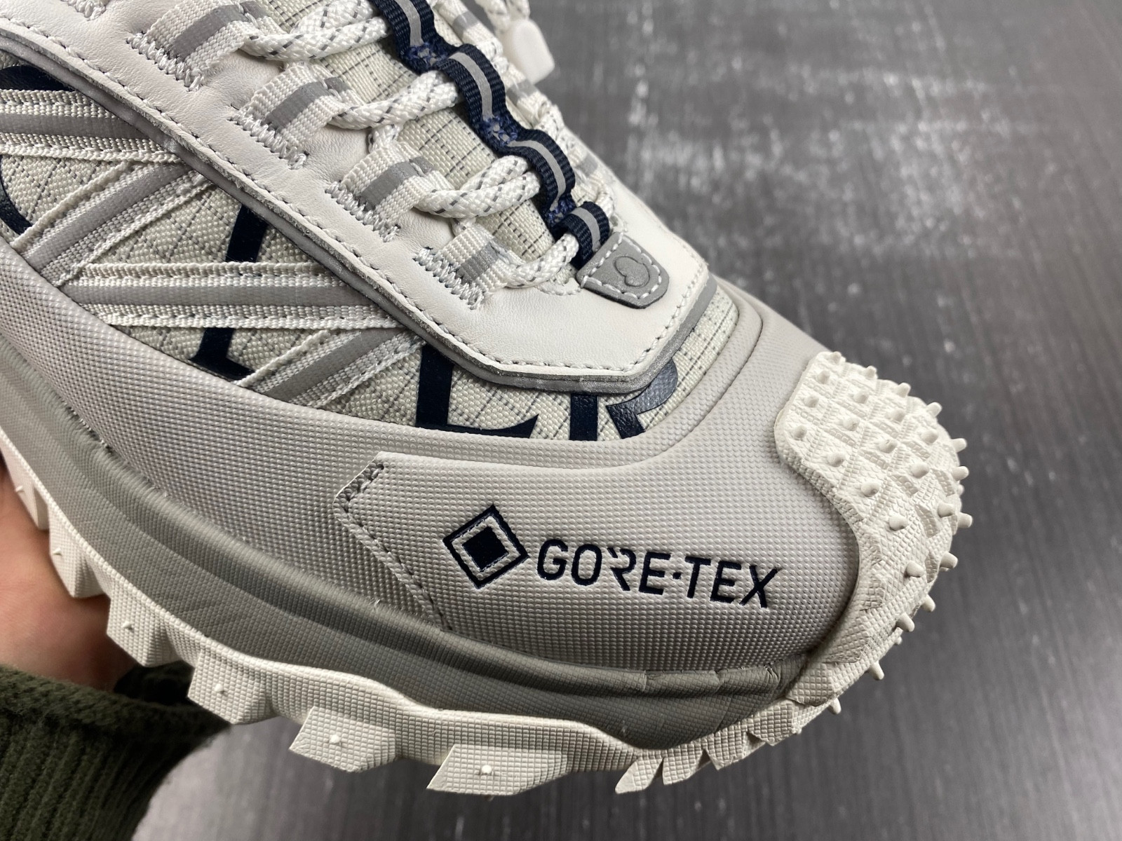 M0nc1er trailgrip gore-tex