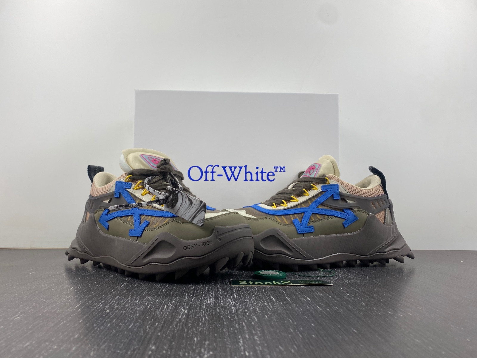 OF C/O ODSY-1000 SNEAKER