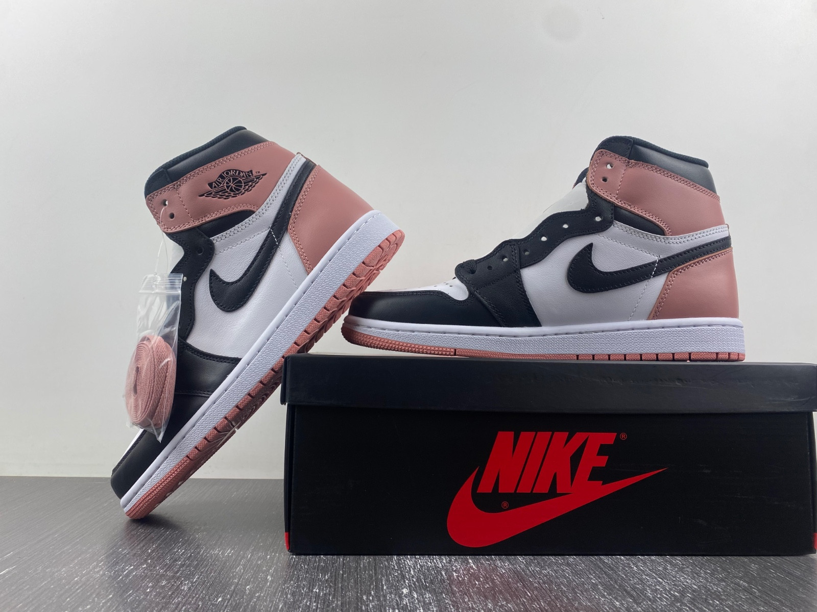 Air Jordan 1 Retro High NRG 