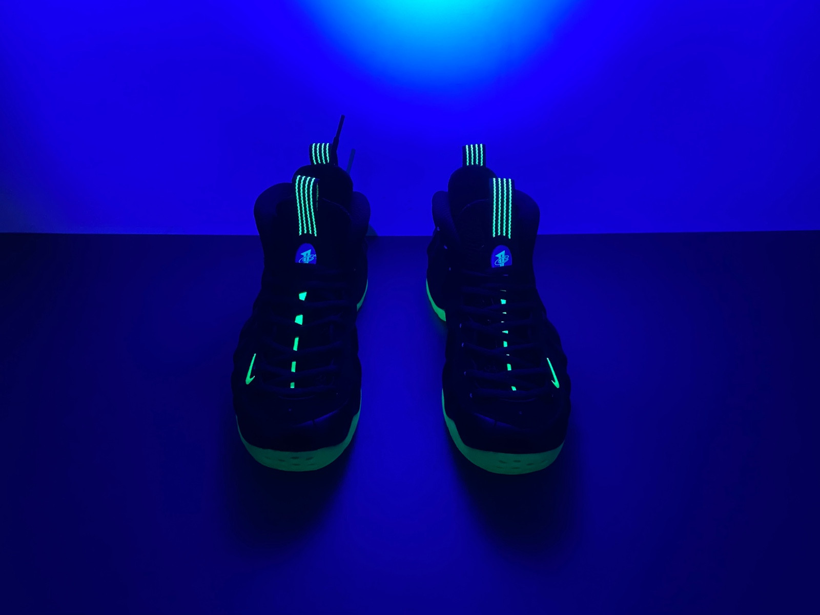 Nike Air Foamposite One Black Volt HF2902-001