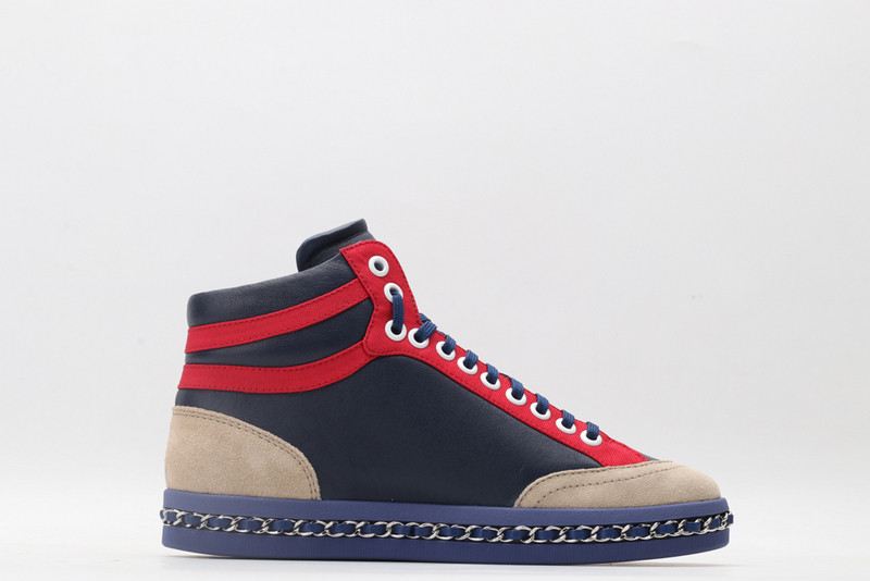 Ch**el sneaker
