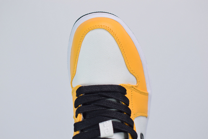 AIR JORDAN 1 LOW “LASER ORANGE” CZ4776-107