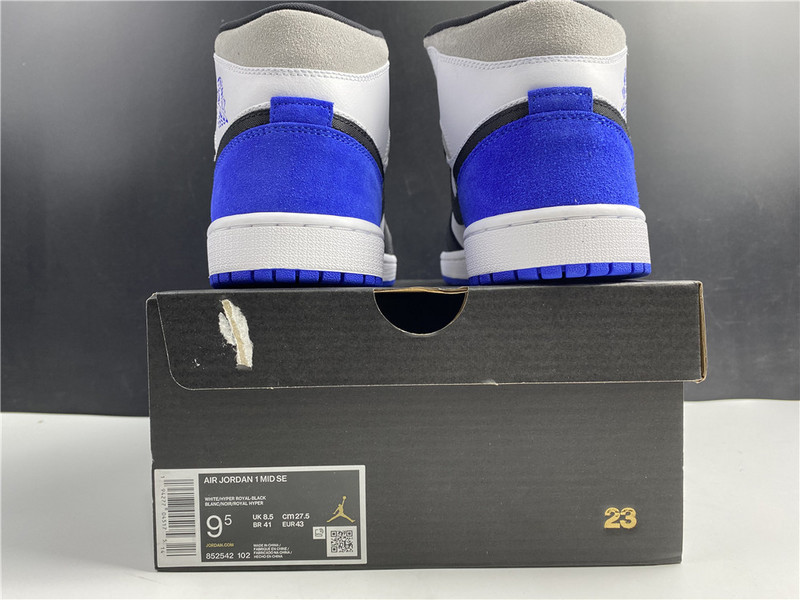 AIR JORDAN 1 MID SE