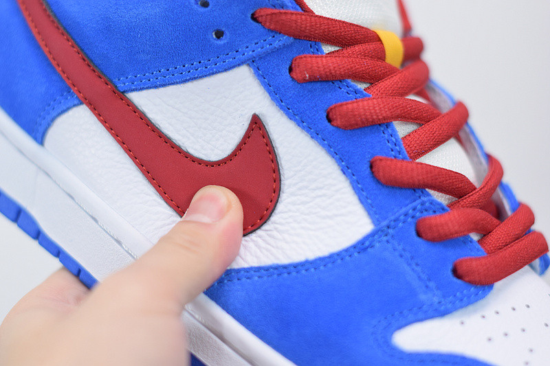 NIKE SB DUNK LOW "DOREAMON