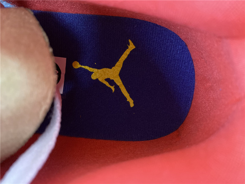 AIR JORDAN 1 MID BQ6472-114