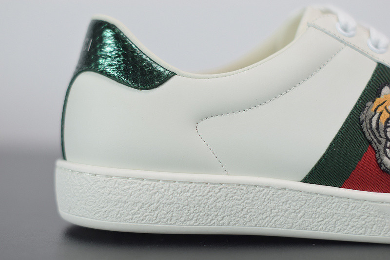 G*u*i ace embroidered low-top sneaker