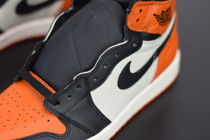 AIR JORDAN 1 RETRO HIGH OG "SHATTERED BACKBOARD" 555088-005