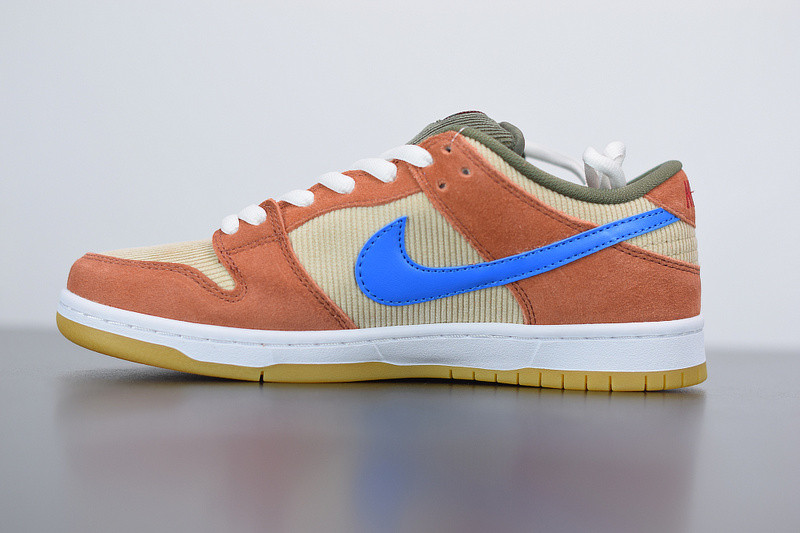 NIKE SB DUNK LOW PRO
