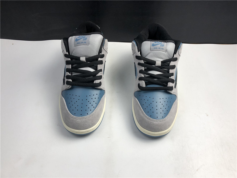 NIKE DUNK LOW TRAVIS SCOTT X PLAYSTATION
