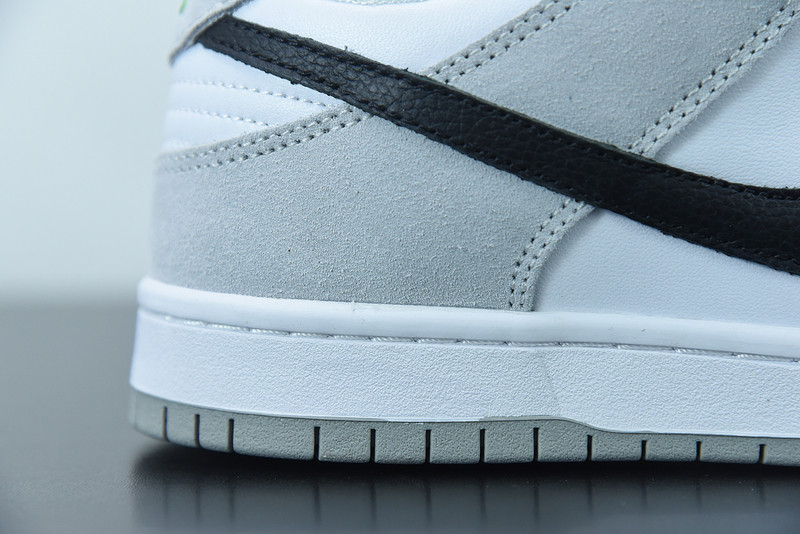 nike sb dunk low “Ch10rophyll” bq6817-011