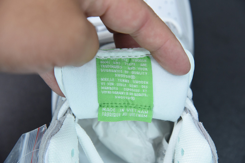 nike sb dunk low “Ch10rophyll” bq6817-011