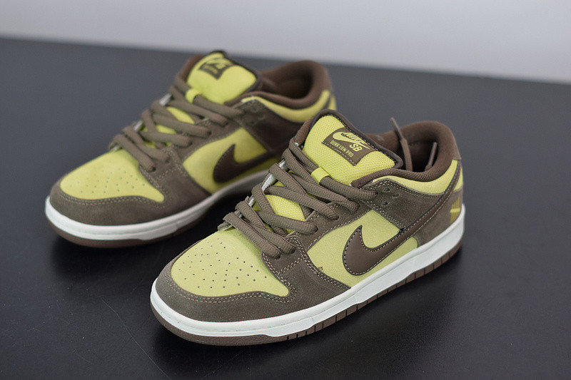 NIKE SB DUNK LOW BQ6817-700