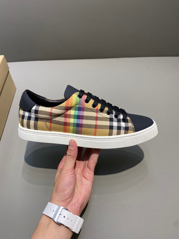 Bv*b*rry sneaker