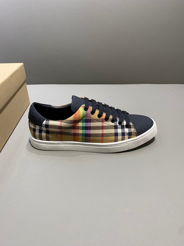 Bv*b*rry sneaker