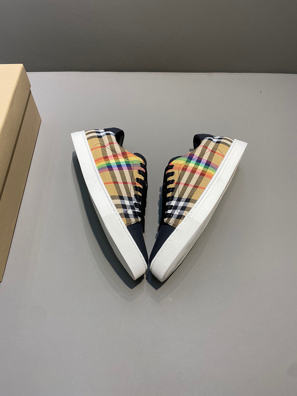 Bv*b*rry sneaker