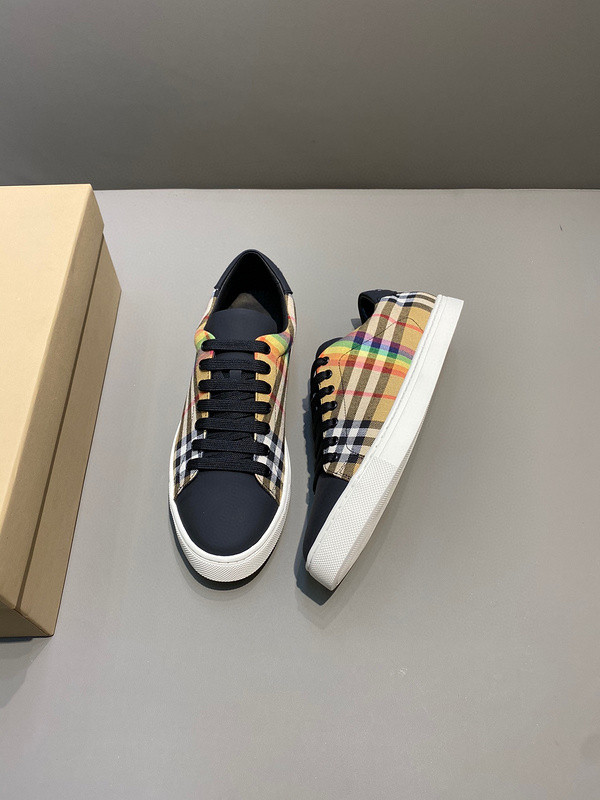 Bv*b*rry sneaker