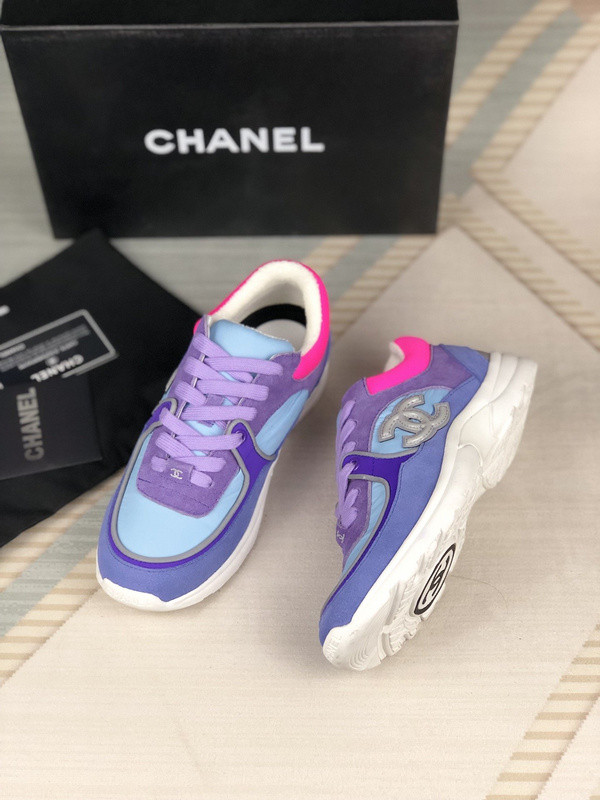 Ch**el sneaker