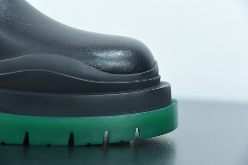 b0tte*a Ven*ta sneaker