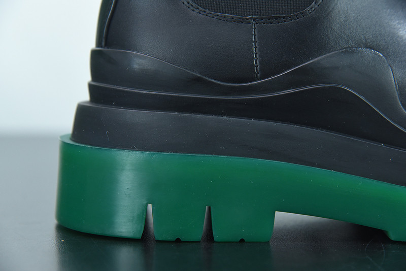 b0tte*a Ven*ta sneaker