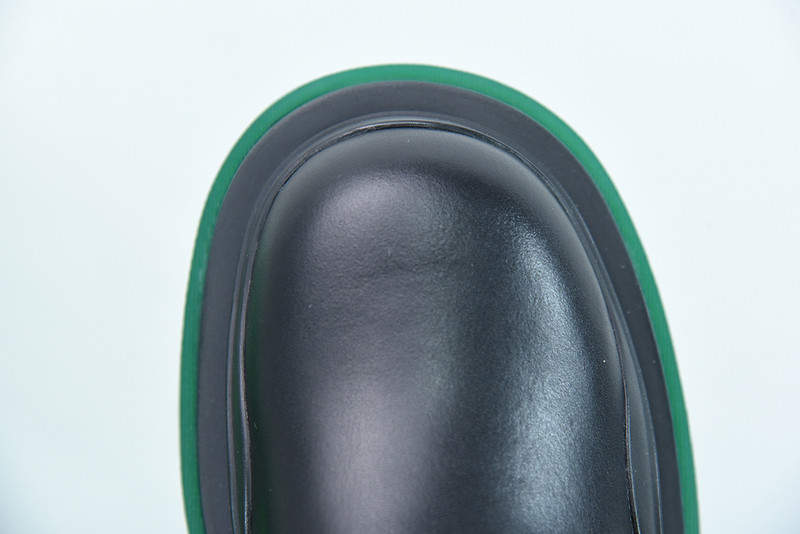 b0tte*a Ven*ta sneaker