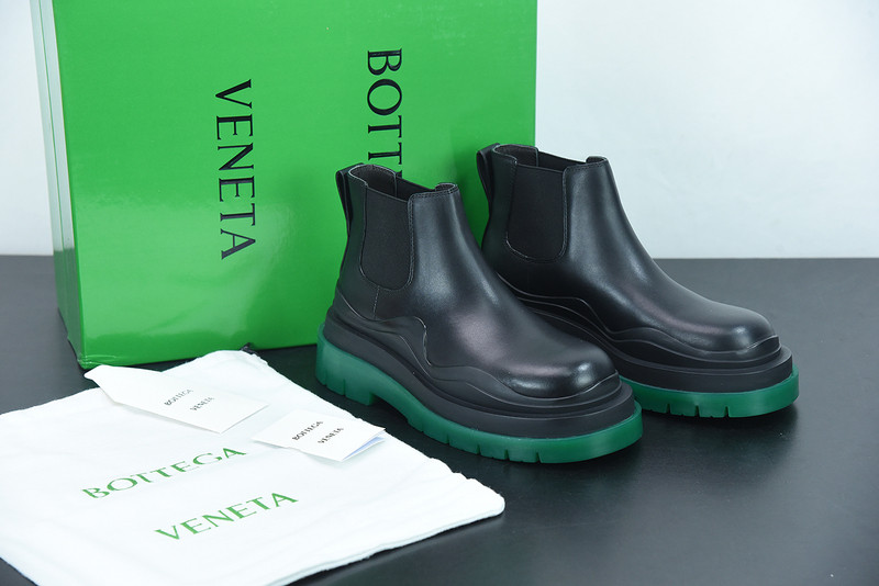 b0tte*a Ven*ta sneaker