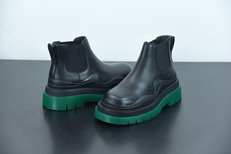 b0tte*a Ven*ta sneaker