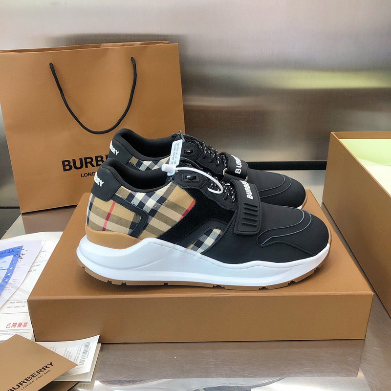 Bv*b*rry sneaker
