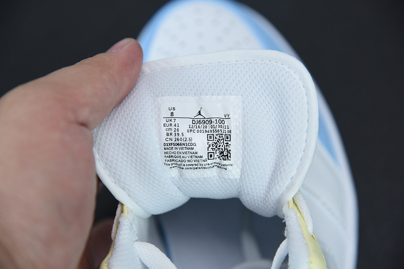 air jordan 1 low to my first C0a*h dj6909-100